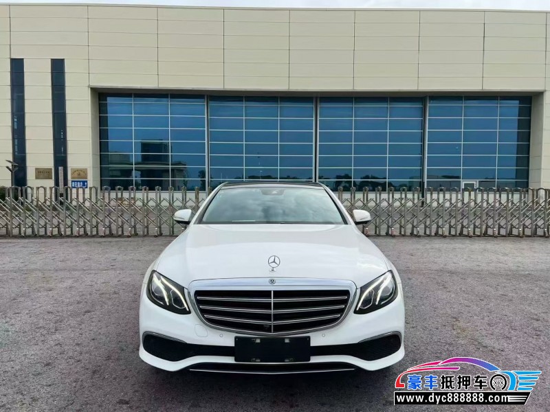 17年奔驰E轿车抵押车出售