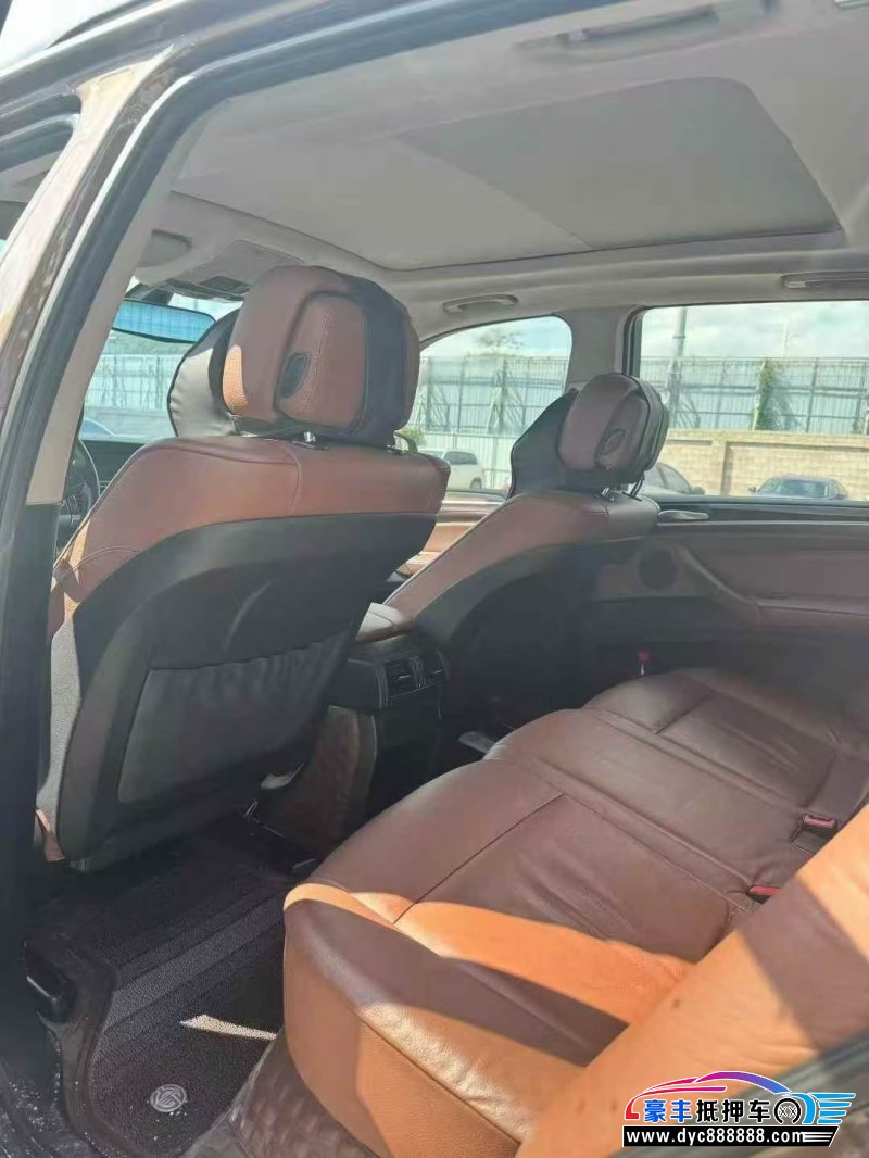 12年宝马X5轿车抵押车出售