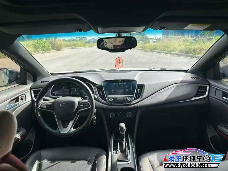 20年雪佛兰科鲁泽轿车抵押车出售