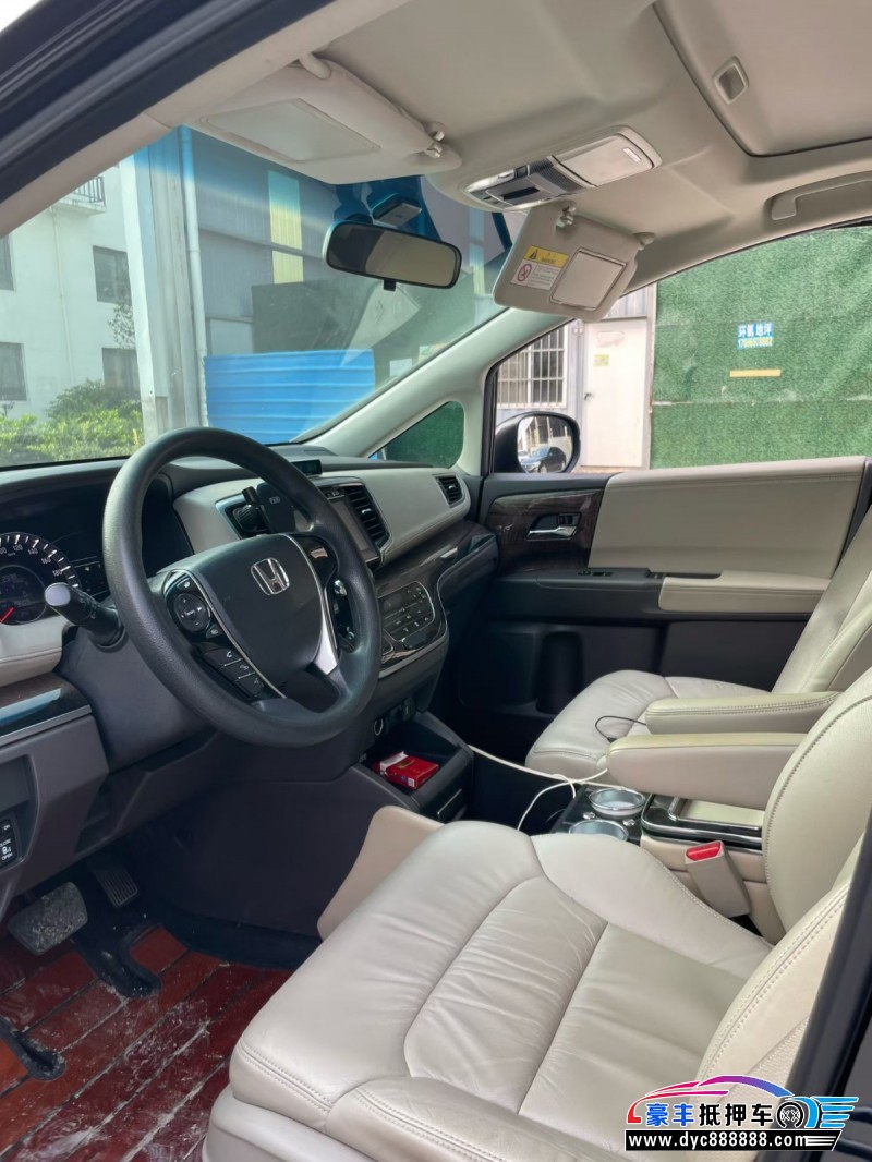 18年本田奥德赛轿车抵押车出售