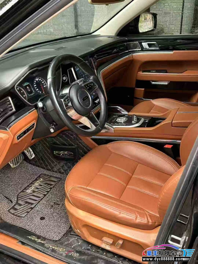 17年众泰T700轿车抵押车出售