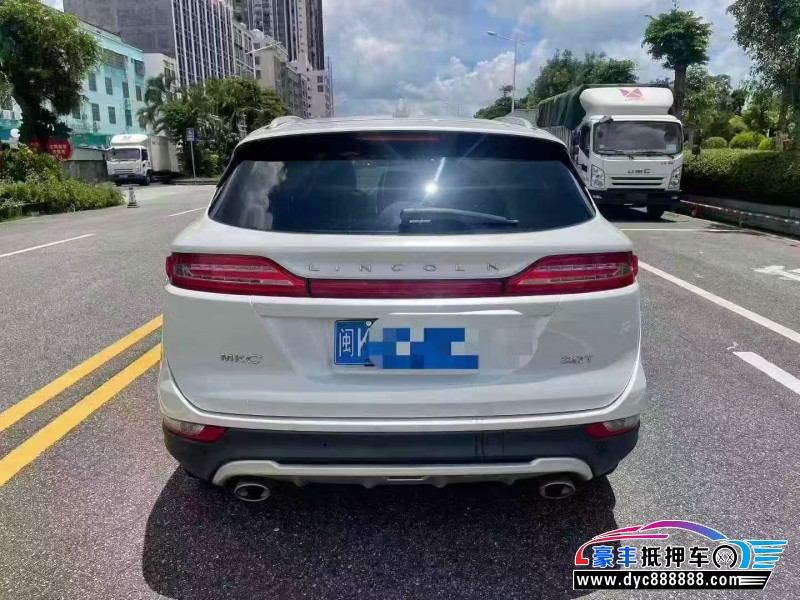 16年林肯MKC轿车抵押车出售