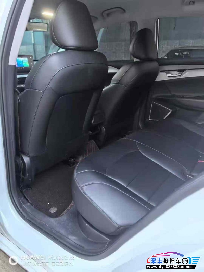 24年吉利几何轿车抵押车出售