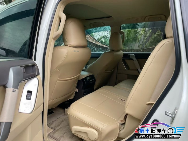 16年丰田普拉多（霸道）轿车抵押车出售