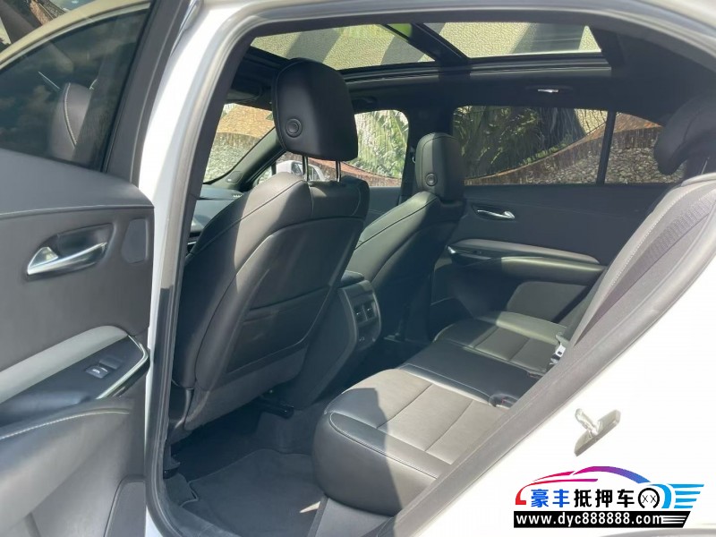 20年凯迪拉克XT4轿车抵押车出售