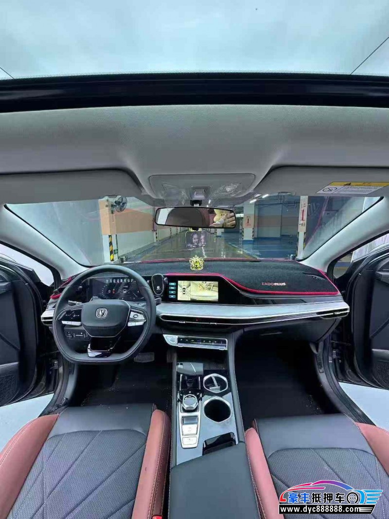 25年长安逸动轿车抵押车出售