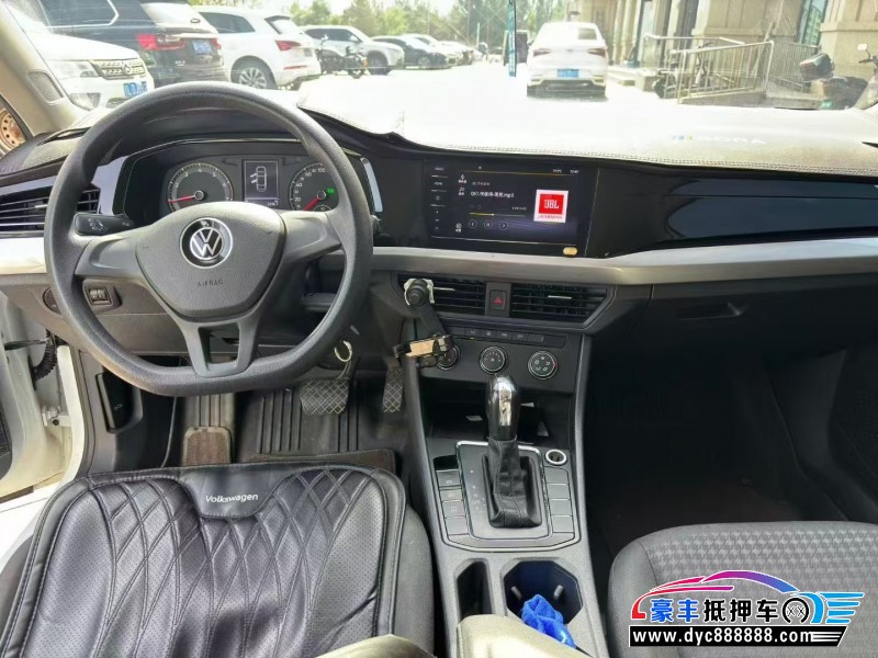 22年大众宝来轿车抵押车出售