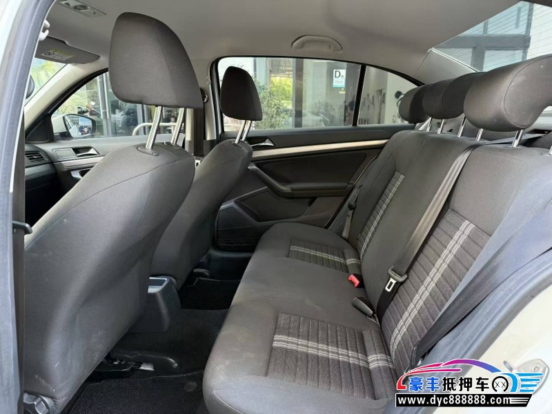 21年大众朗逸轿车抵押车出售