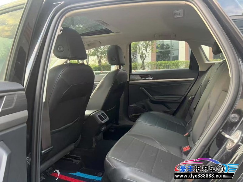 20年大众朗逸轿车抵押车出售