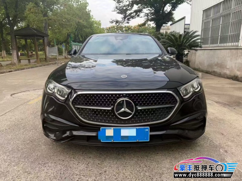 25年奔驰E轿车抵押车出售