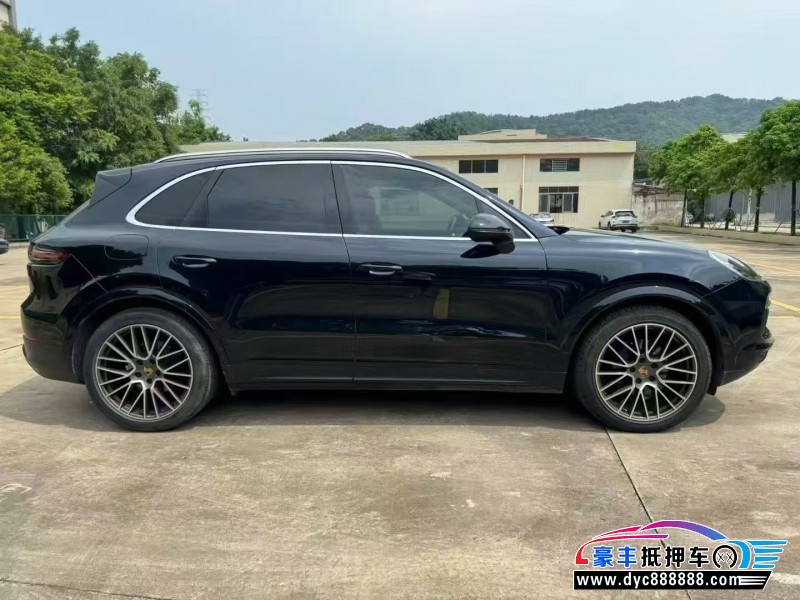 20年保时捷卡宴轿车抵押车出售