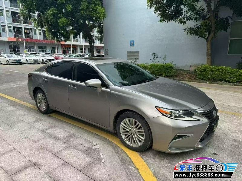 18年雷克萨斯ES轿车抵押车出售