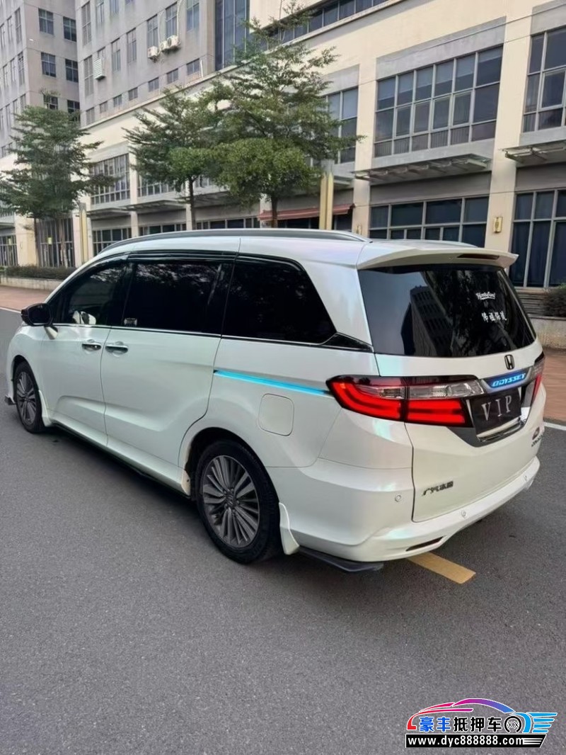 18年本田奥德赛轿车抵押车出售