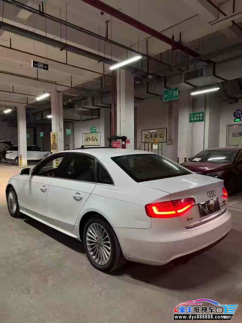 15年奥迪A4轿车抵押车出售