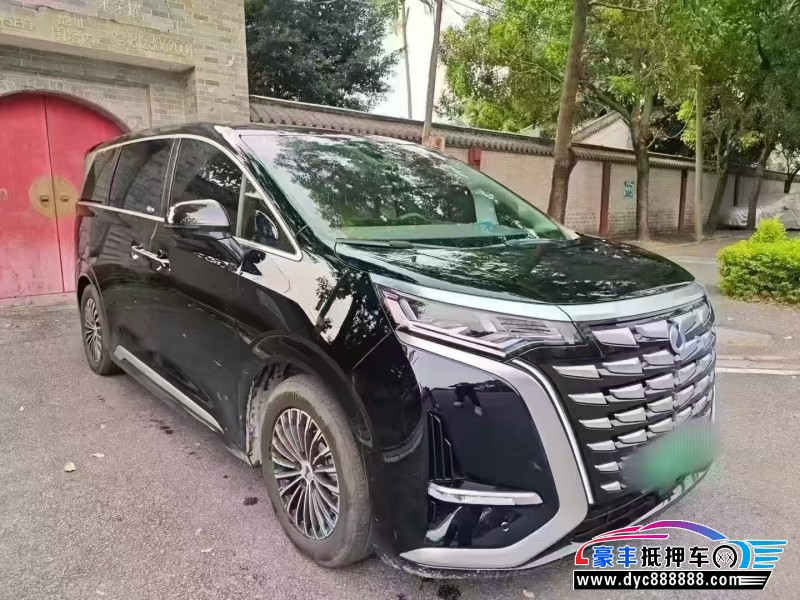 23年腾势D9轿车抵押车出售