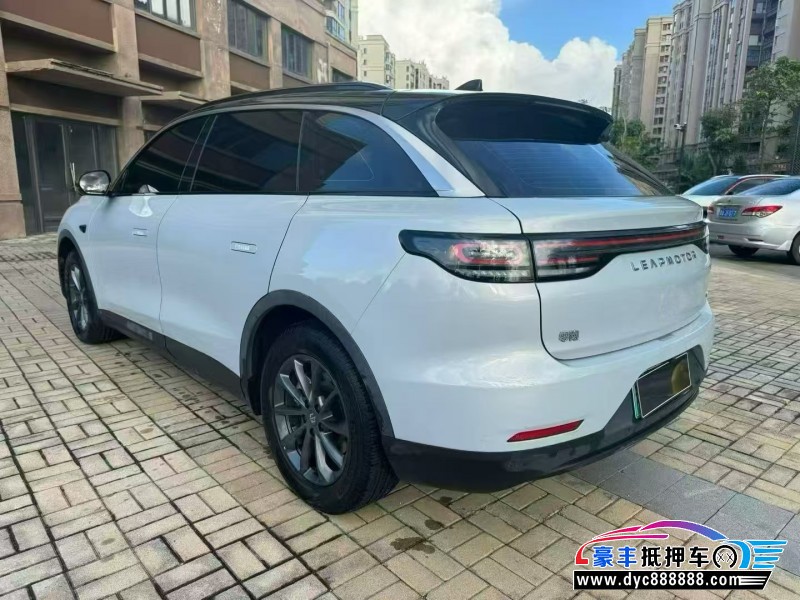 23年零跑C11轿车抵押车出售