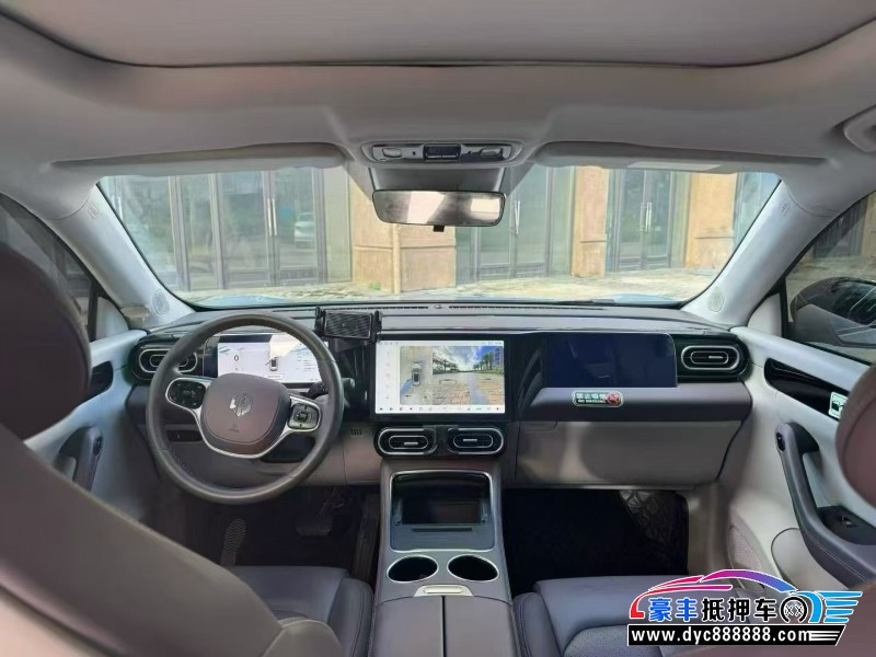 23年零跑C11轿车抵押车出售