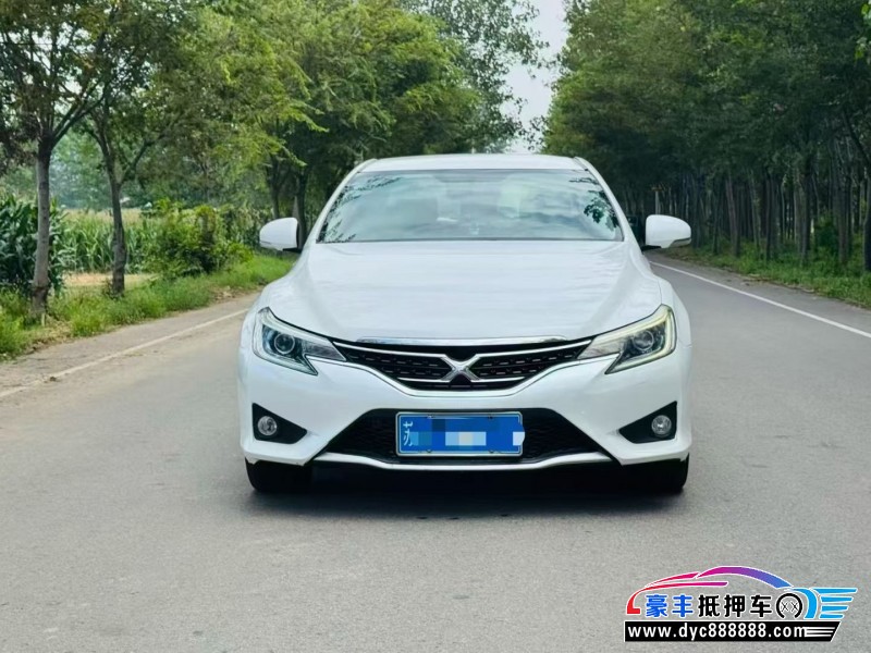 15年丰田锐志轿车抵押车出售