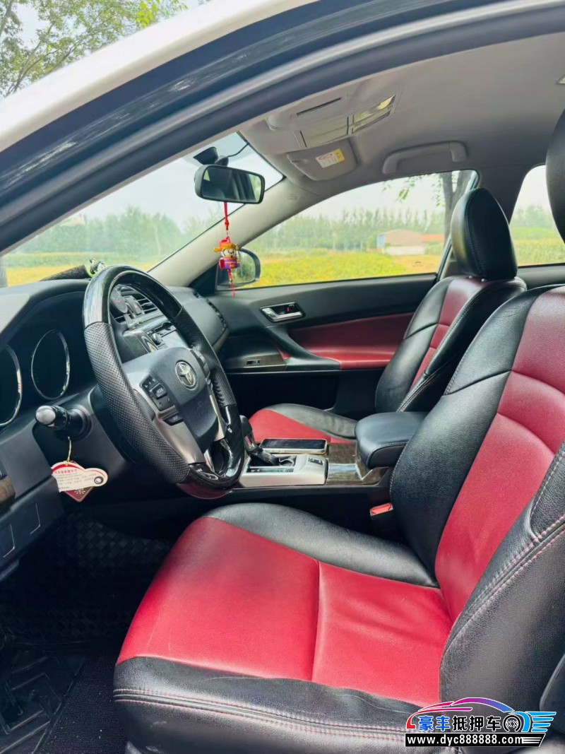 15年丰田锐志轿车抵押车出售