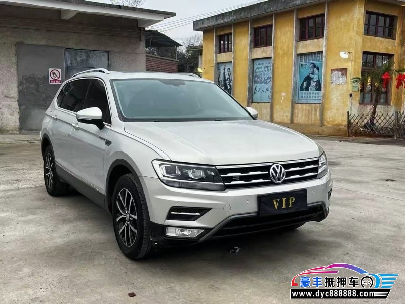 17年大众途观L轿车抵押车出售