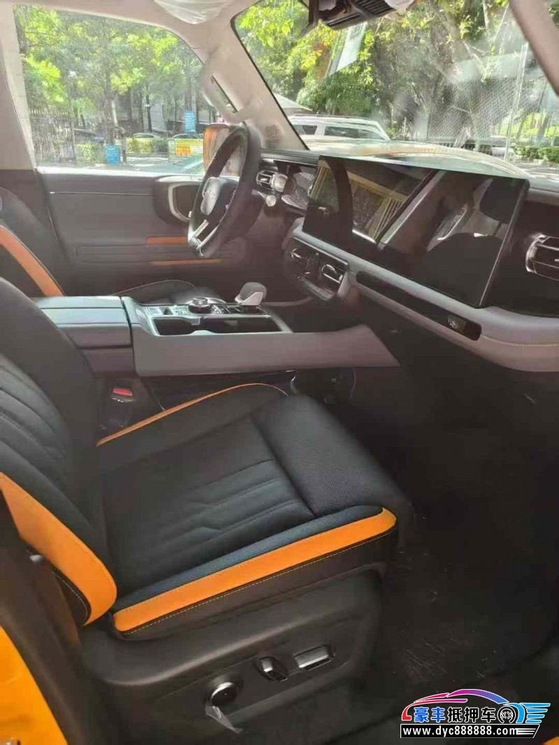 25年北京BJ40轿车抵押车出售