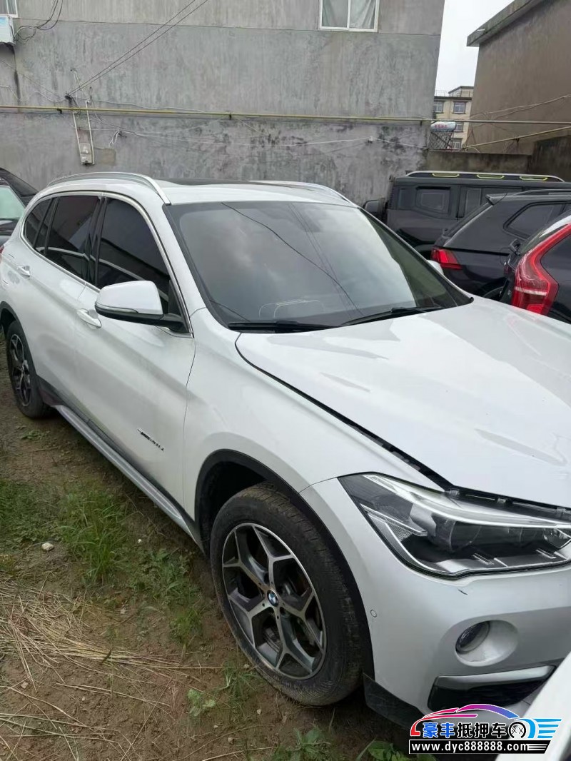 17年宝马X1轿车抵押车出售