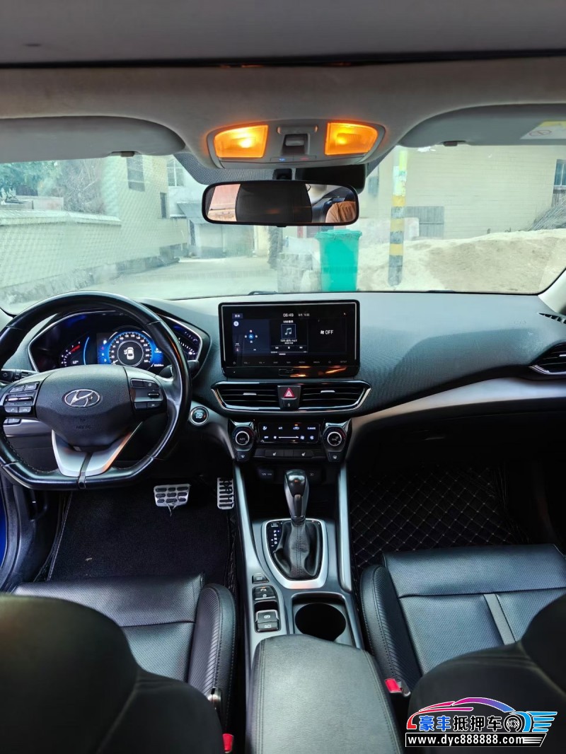 20年现代菲斯塔轿车抵押车出售