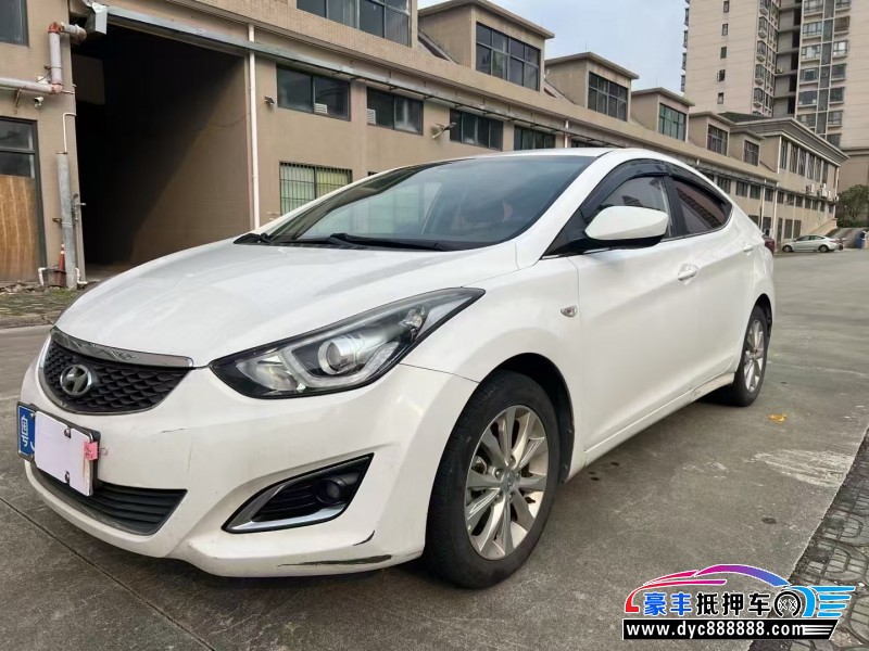 18年现代朗动轿车抵押车出售