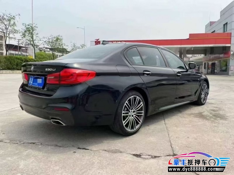 17年宝马5系轿车抵押车出售