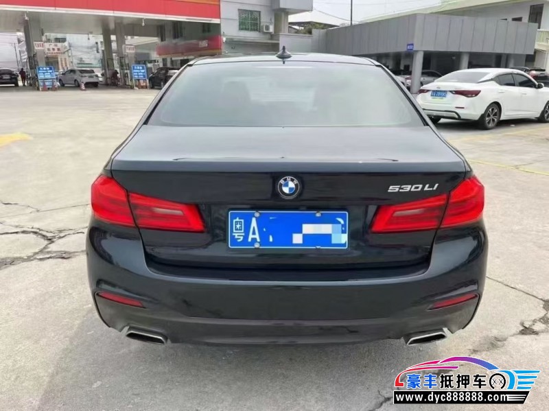 17年宝马5系轿车抵押车出售