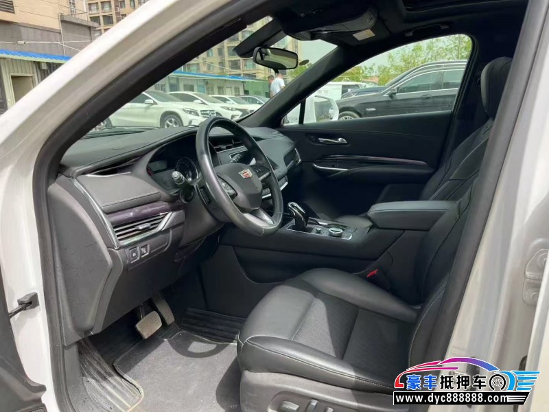 20年凯迪拉克XT4轿车抵押车出售