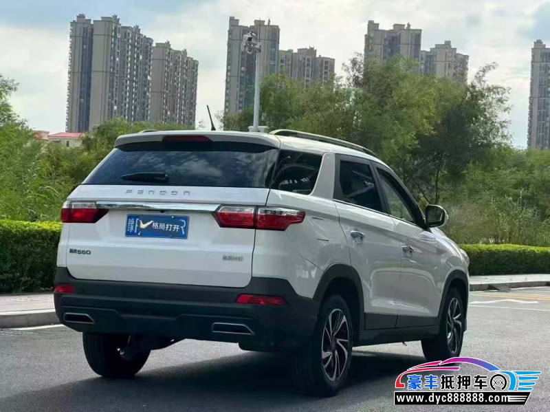 23年东风风光560轿车抵押车出售