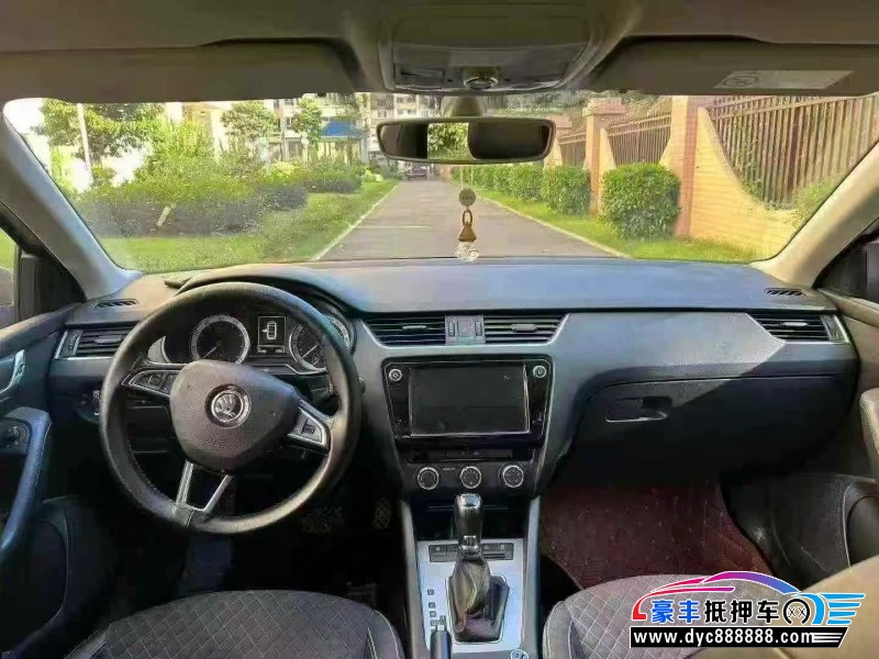 18年斯柯达明锐轿车抵押车出售