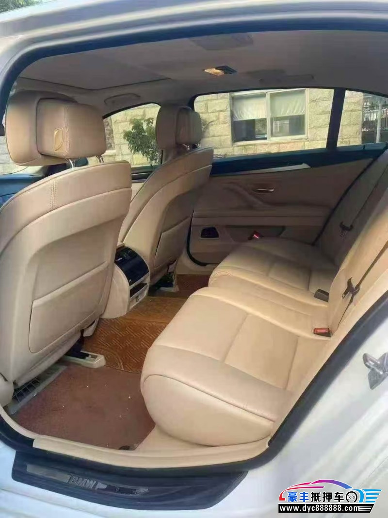 12年宝马5系轿车抵押车出售