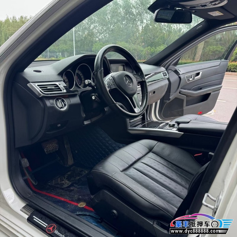 16年奔驰E轿车抵押车出售