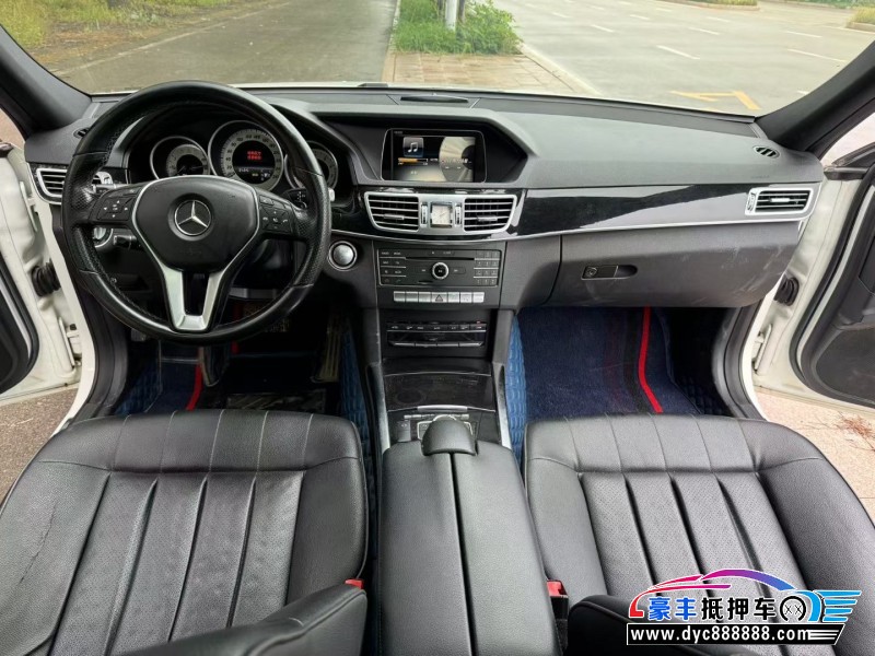 16年奔驰E轿车抵押车出售