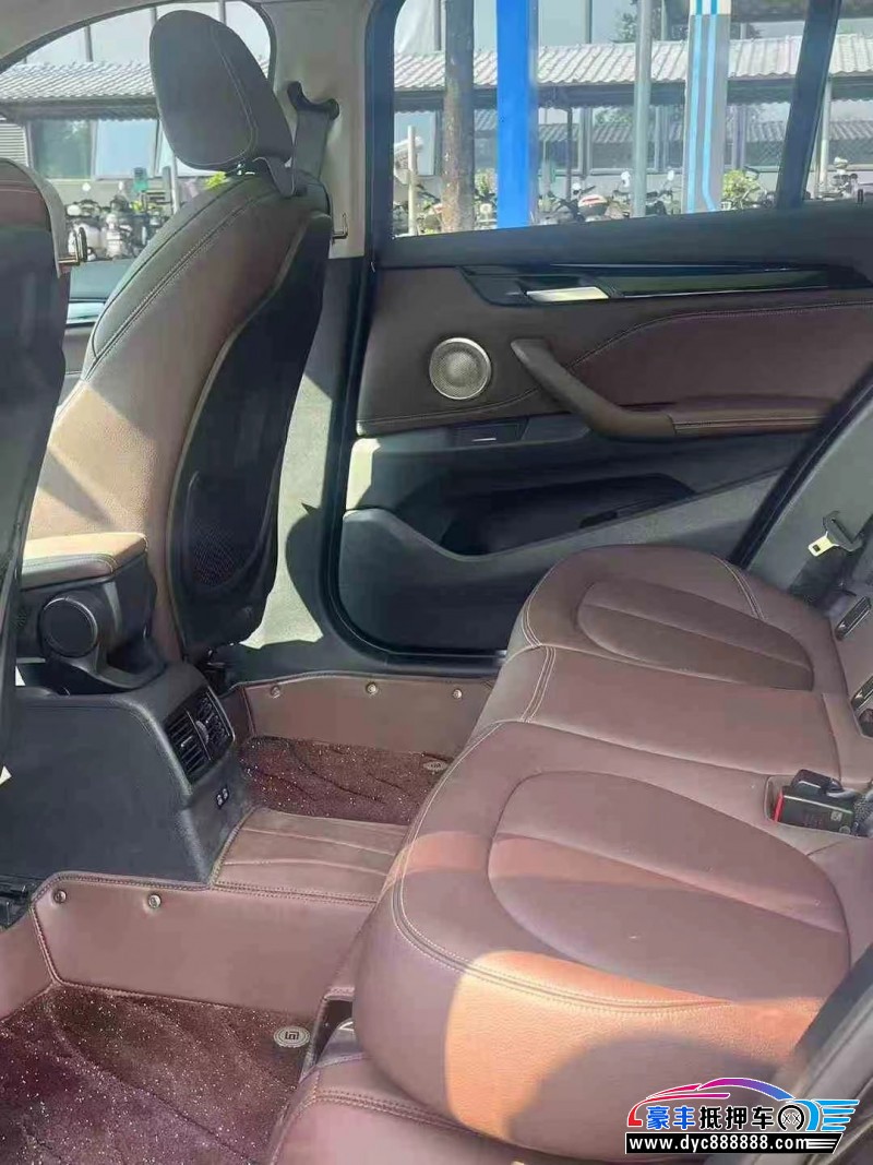 21年宝马X1轿车抵押车出售