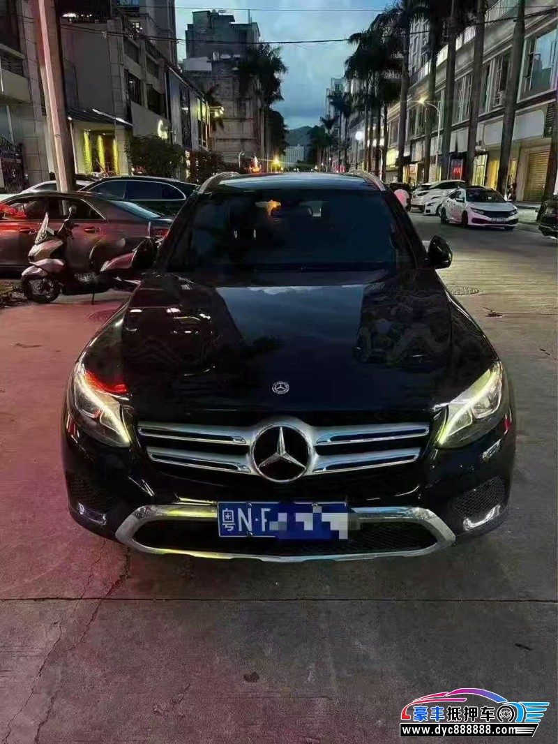 19年奔驰GLC轿车抵押车出售