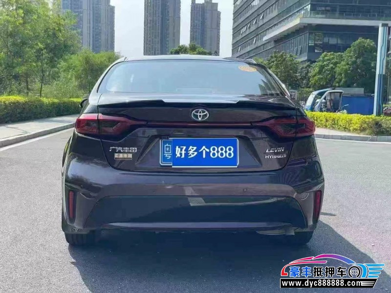 21年丰田雷凌轿车抵押车出售