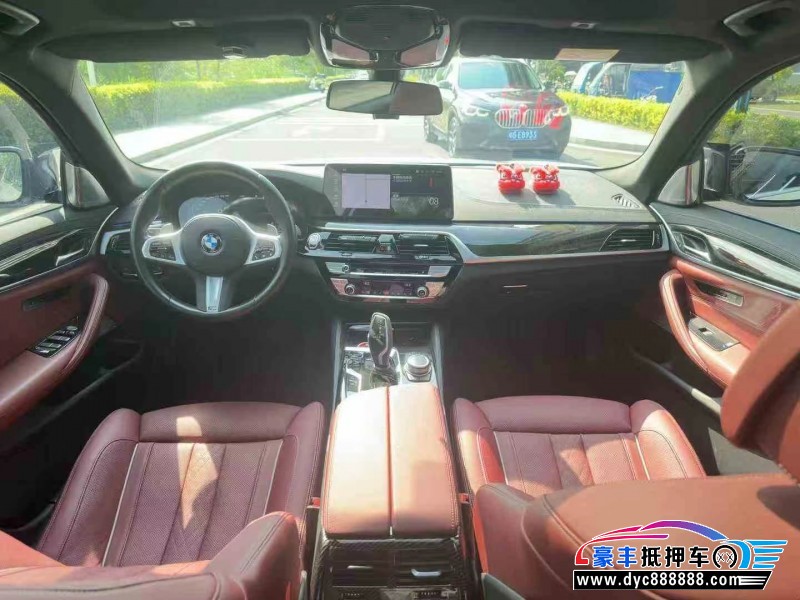 22年宝马5系轿车抵押车出售