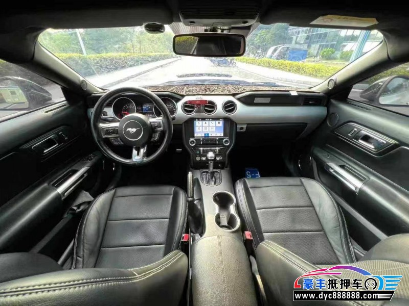 17年福特野马轿车抵押车出售