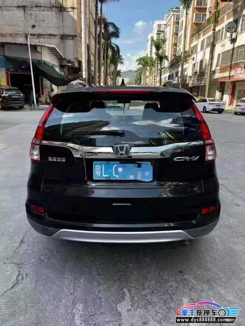17年本田CR-V轿车抵押车出售