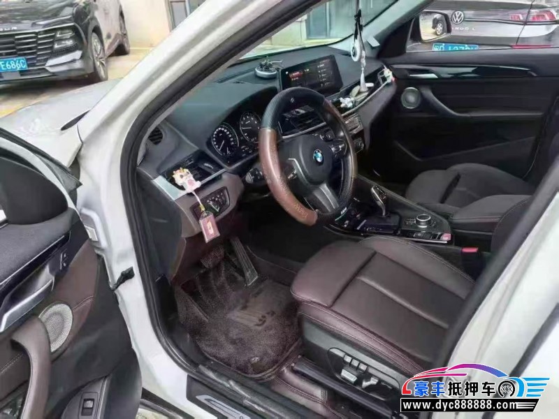 21年宝马X1轿车抵押车出售