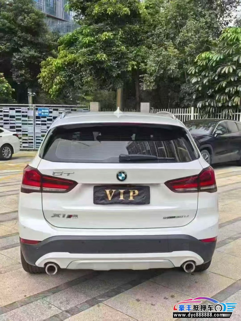 21年宝马X1轿车抵押车出售