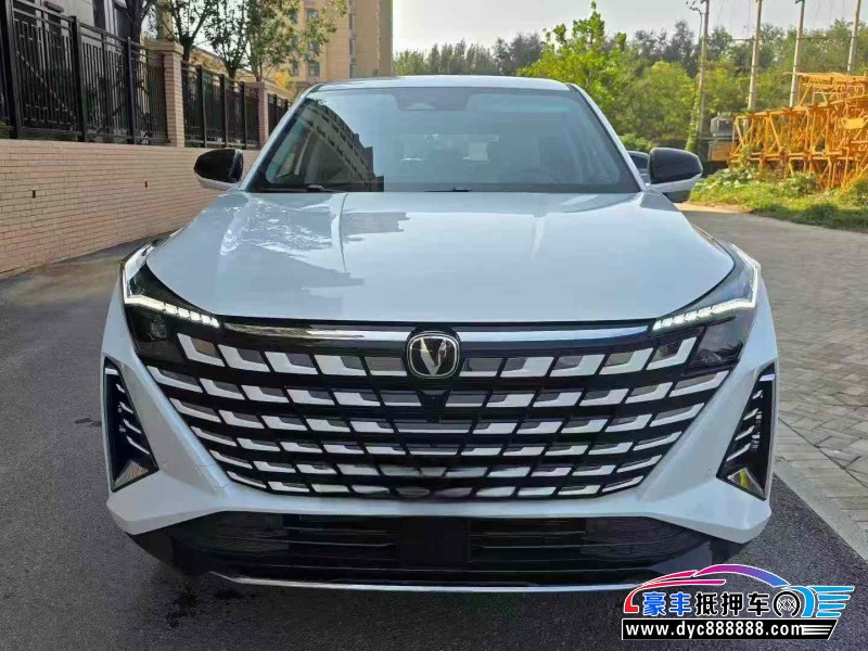 24年长安长安UNI轿车抵押车出售