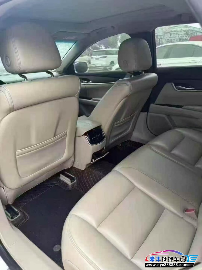 17年凯迪拉克XTS轿车抵押车出售