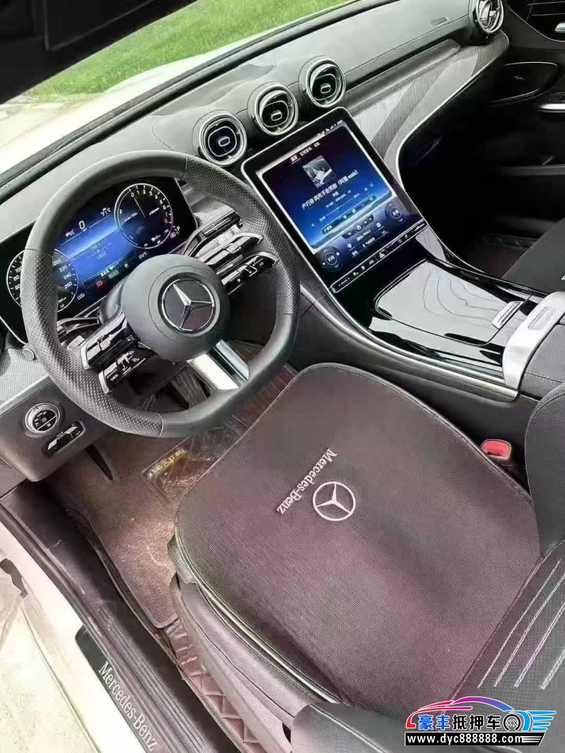 22年奔驰C轿车抵押车出售