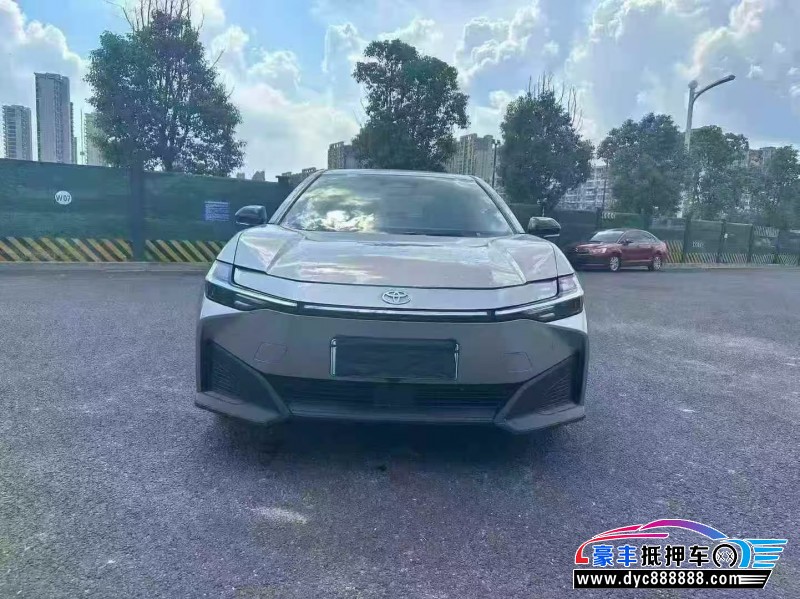 25年丰田BZ3轿车抵押车出售