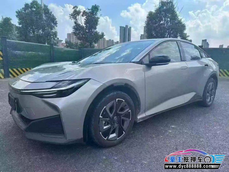 25年丰田BZ3轿车抵押车出售