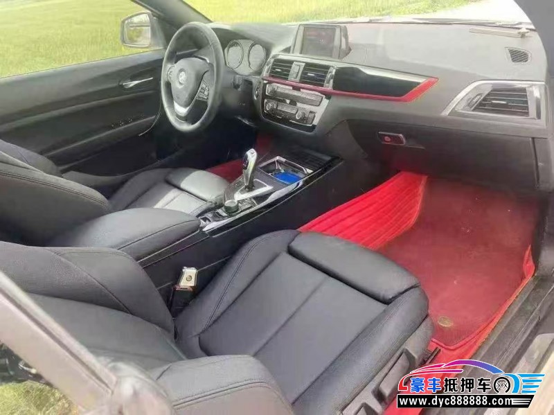 18年宝马2系轿车抵押车出售